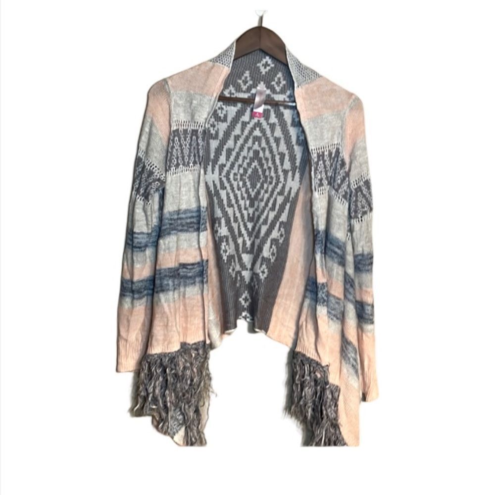 Grey and Pink Shawl
